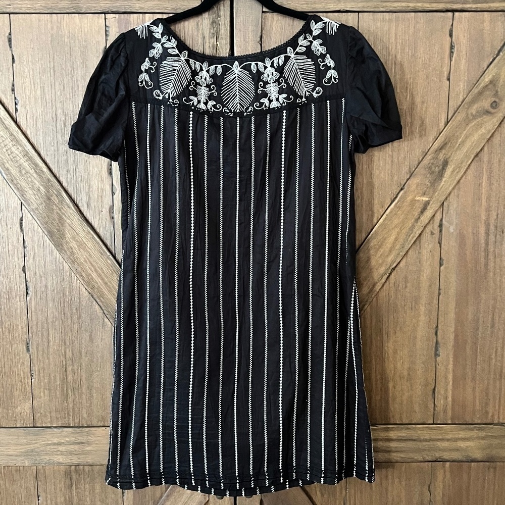 Gianni Bini Cotton Boho Embroidered Lined Mini Black/White Dress Size 8 - Picture 3 of 7